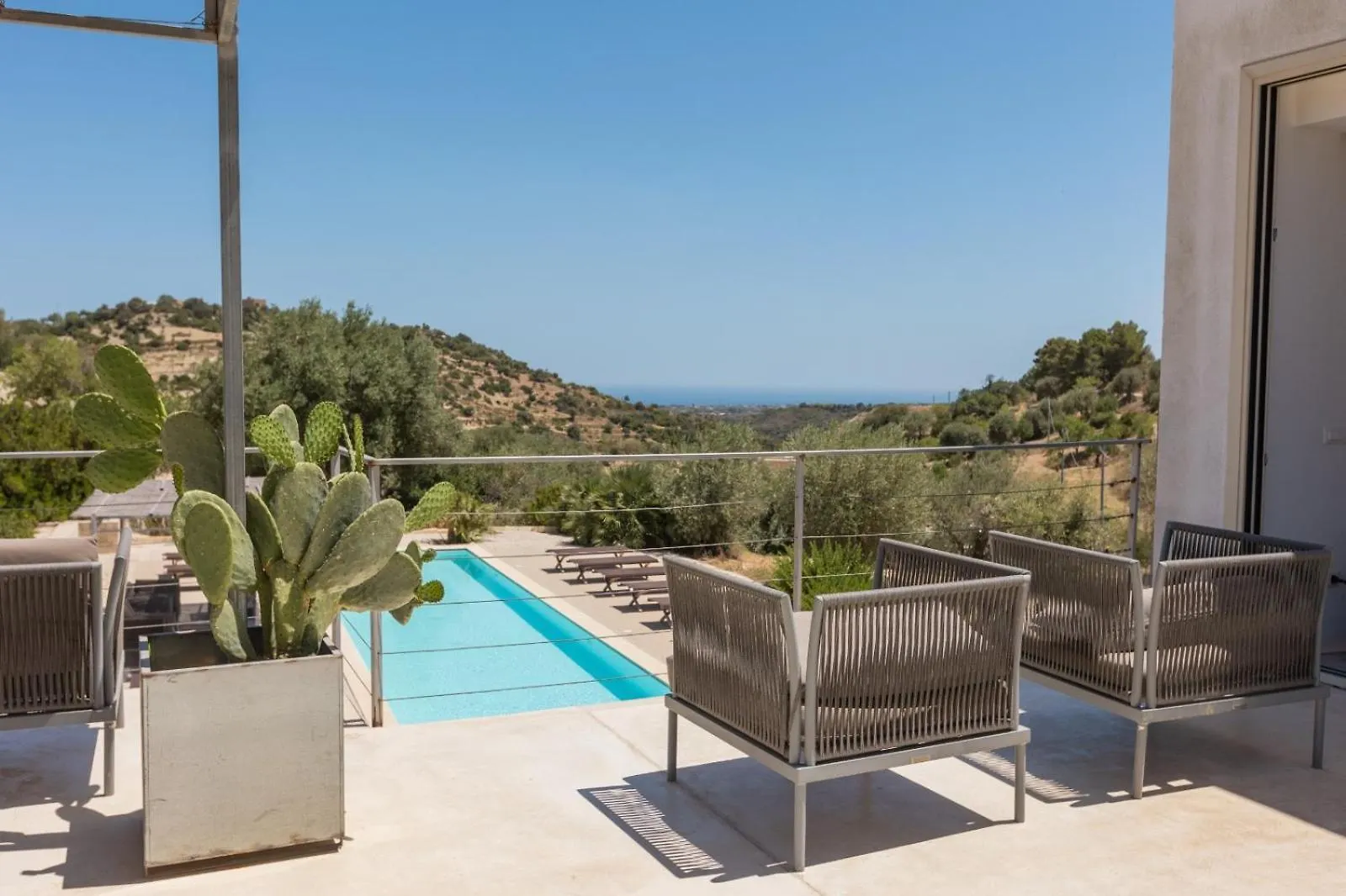 אבולה Amazing Property Of 2 Villas On A Land Sea View 0*,